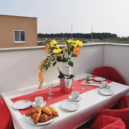 In With Wifi Апартаменты *