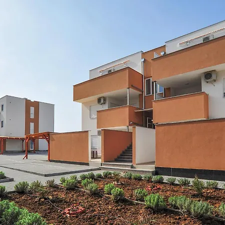 In With Wifi Apartment