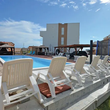 In With Wifi Апартаменты Нин