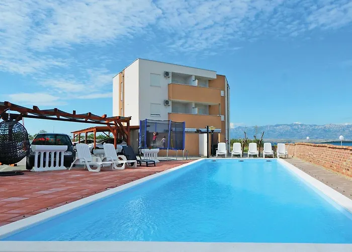 In With Wifi Апартаменты Нин