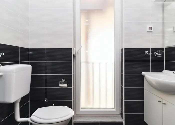 In With Wifi Апартаменты *